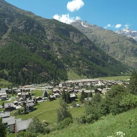 Chalet Dossen * زيرمات